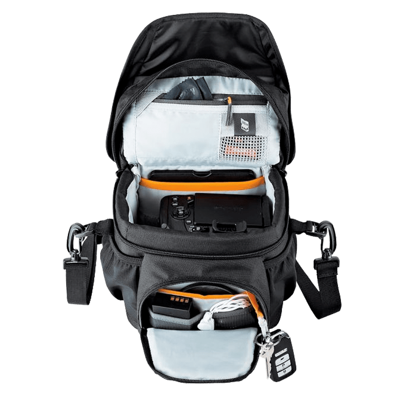 Fotobrasna lowepro nova 140 aw II otvorena