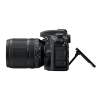 Nikon D7500 bocny pohlad s displejom